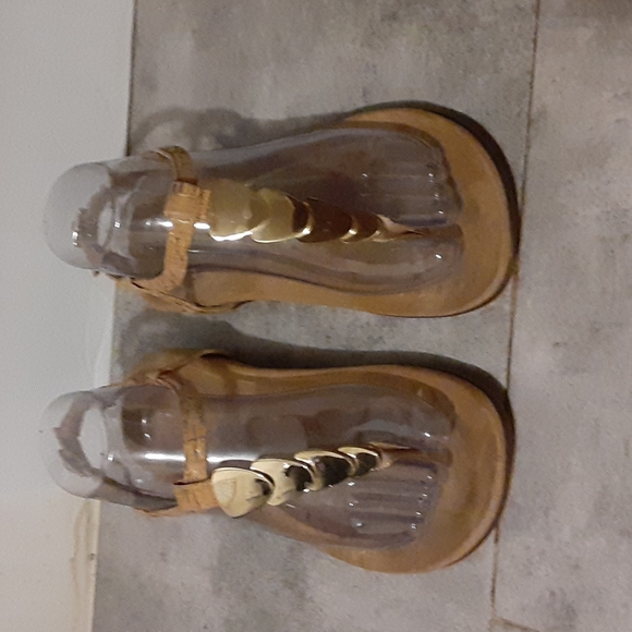 Shoes - BIONIC  size  7